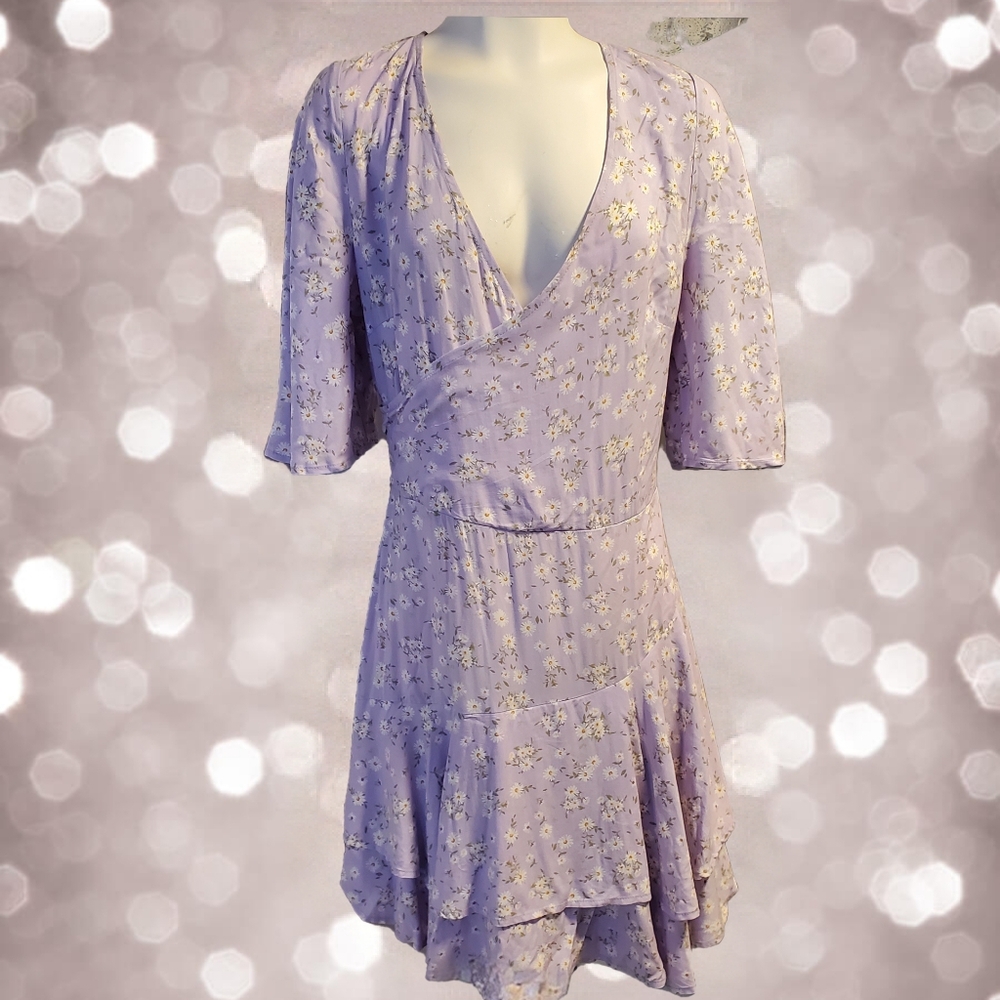 Floral Lavender Wrap Dress -‎ XL